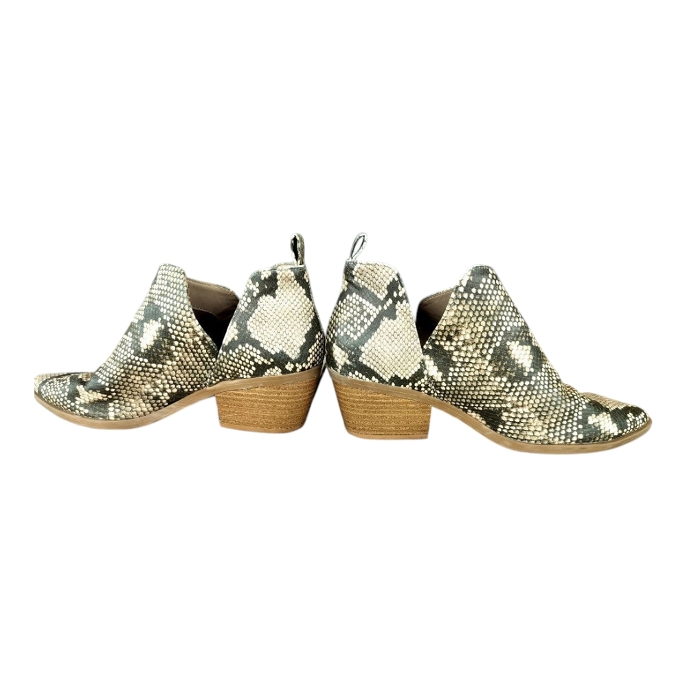 Universal Thread Snakeskin Pattern Ankle Booties - Picture 13 of 14